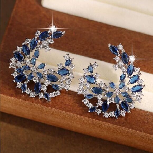 Elegant Sapphire Blue & Cubic Zirconia Statement Earrings - Picture 5 of 9
